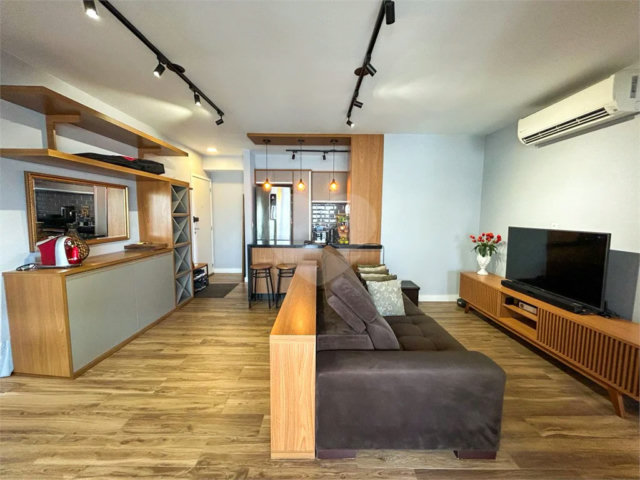 Apartamento à venda com 3 quartos, sendo 1 suíte,  em Conceição, São Paulo, SP