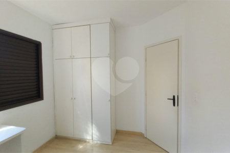 Apartamento à venda com 3 quartos, sendo 1 suíte,  em Vila Indiana, São Paulo, SP