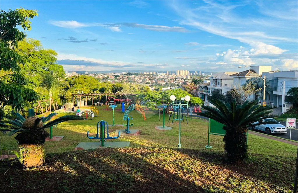 Casa à venda com 3 suítes no condomínio Villa dos Inglezes, Sorocaba - SP