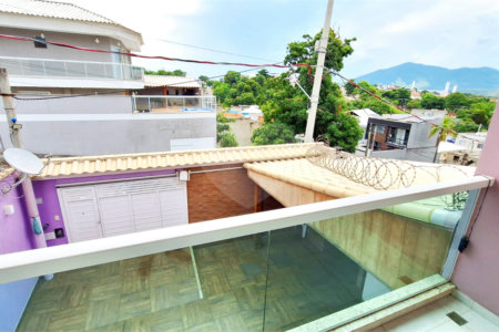 Casa à venda com 3 quartos, sendo 2 suítes, no condomínio Residencial West Green, Rio de Janeiro - RJ