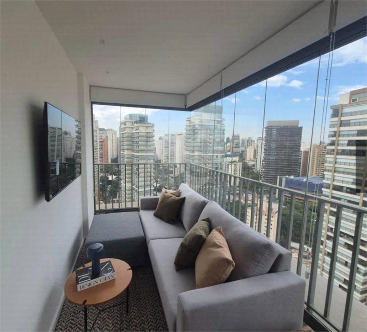 Apartamento para alugar com 1 suíte em Vila Nova Conceição, São Paulo, SP