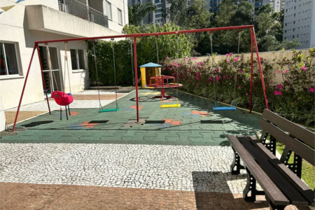 Apartamento à venda com 2 quartos, sendo 1 suíte,  em Vila Andrade, São Paulo, SP