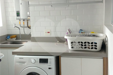 Apartamento à venda com 3 suítes em Jardim Caboré, São Paulo, SP