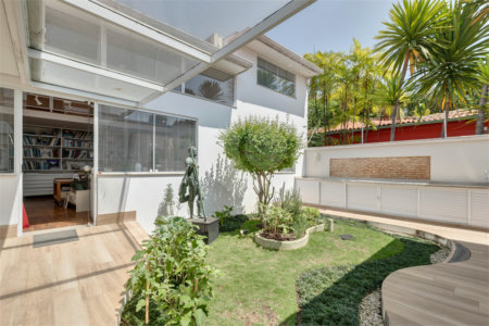 Casa Térrea à venda com 4 quartos, sendo 3 suítes, em Brooklin, São Paulo, SP