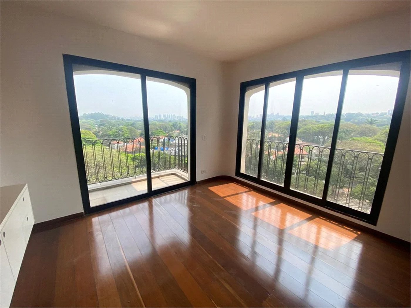 Apartamento para alugar com 3 suítes em Pinheiros, São Paulo, SP