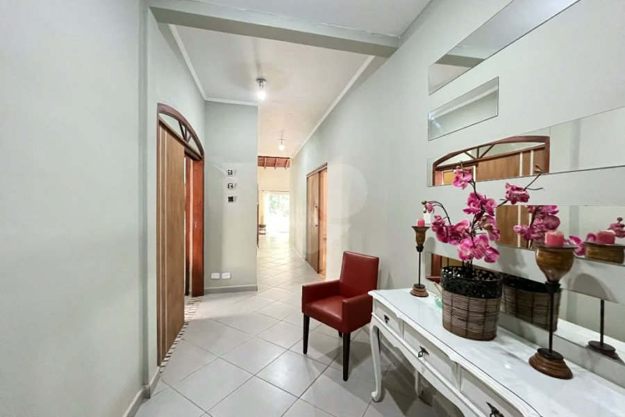Casa à venda com 4 quartos, sendo 3 suítes, em Riviera de São Lourenço, Bertioga, SP
