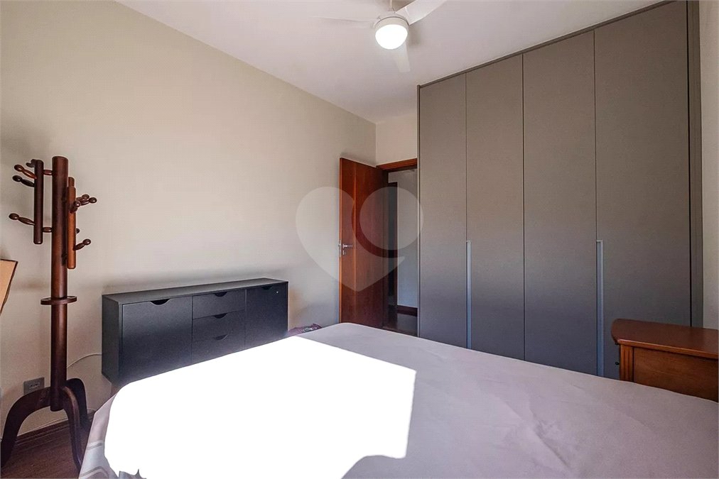 Apartamento à venda com 3 quartos, sendo 1 suíte, em Jardim das Bandeiras, São Paulo, SP