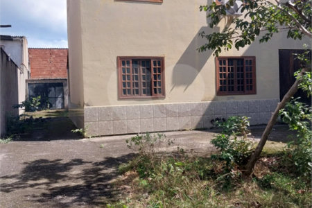 Casa à venda ou para alugar com 4 quartos, sendo 2 suítes, em Campo Grande, Rio de Janeiro, RJ