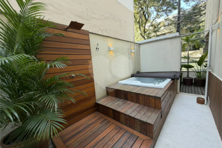 Garden à venda com 2 quartos, sendo 1 suíte,  em Lagoa, Rio de Janeiro, RJ