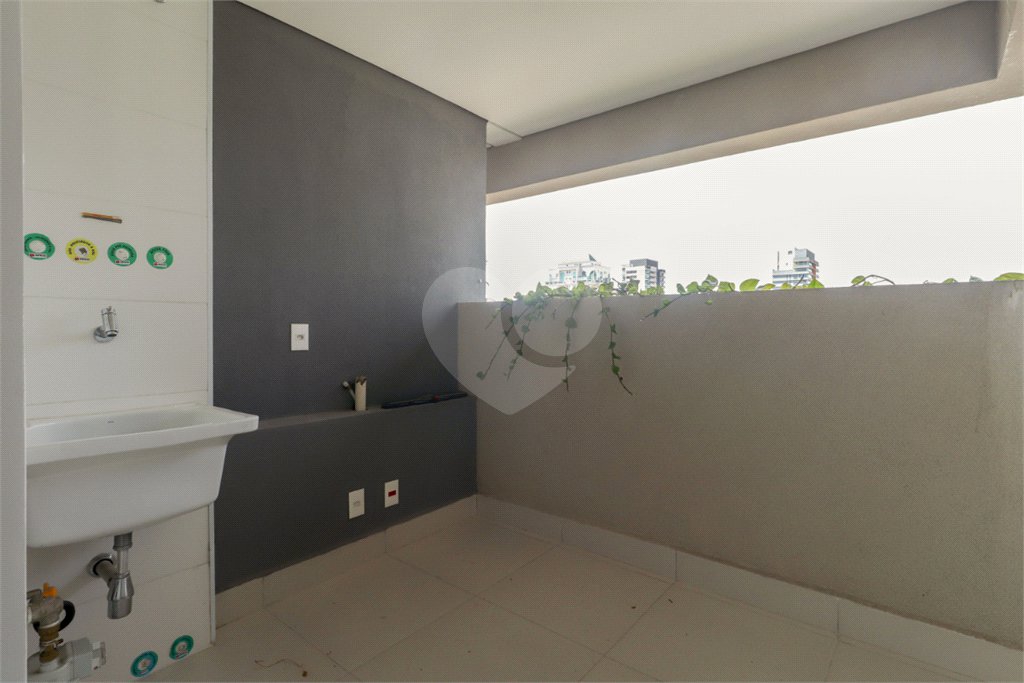 Apartamento à venda com 3 quartos, sendo 2 suítes,  em Brooklin, São Paulo, SP