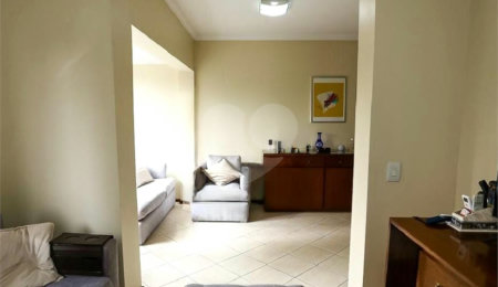 Apartamento à venda com 3 quartos, sendo 1 suíte,  em Vila Andrade, São Paulo, SP