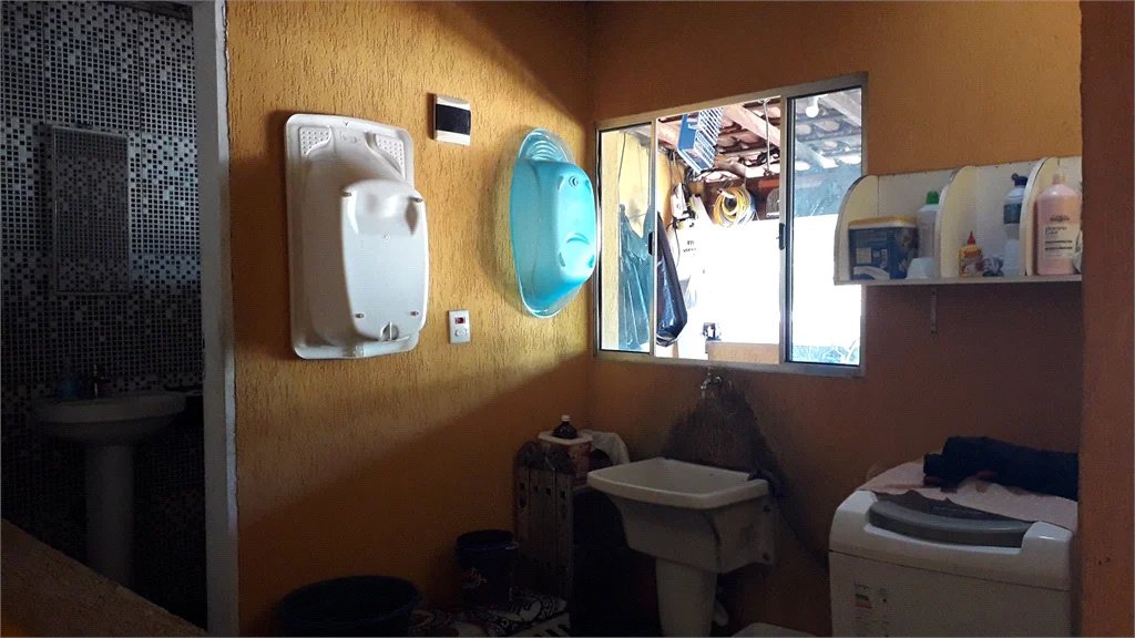 Casa à venda com 5 quartos, sendo 2 suítes,  em Jardim Nadir, São Paulo, SP