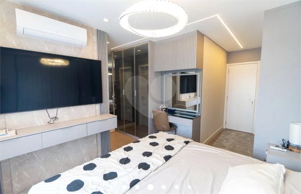 Apartamento à venda com 3 suítes em Vila Clementino, São Paulo, SP