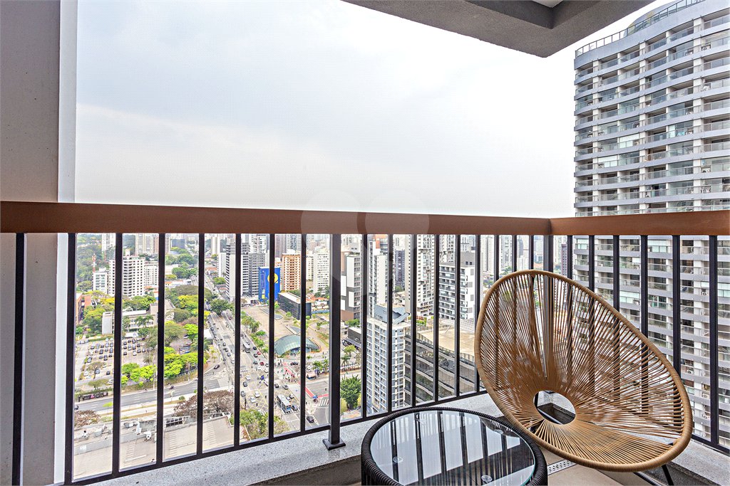 Apartamento à venda com 1 quarto em Brooklin, São Paulo, SP