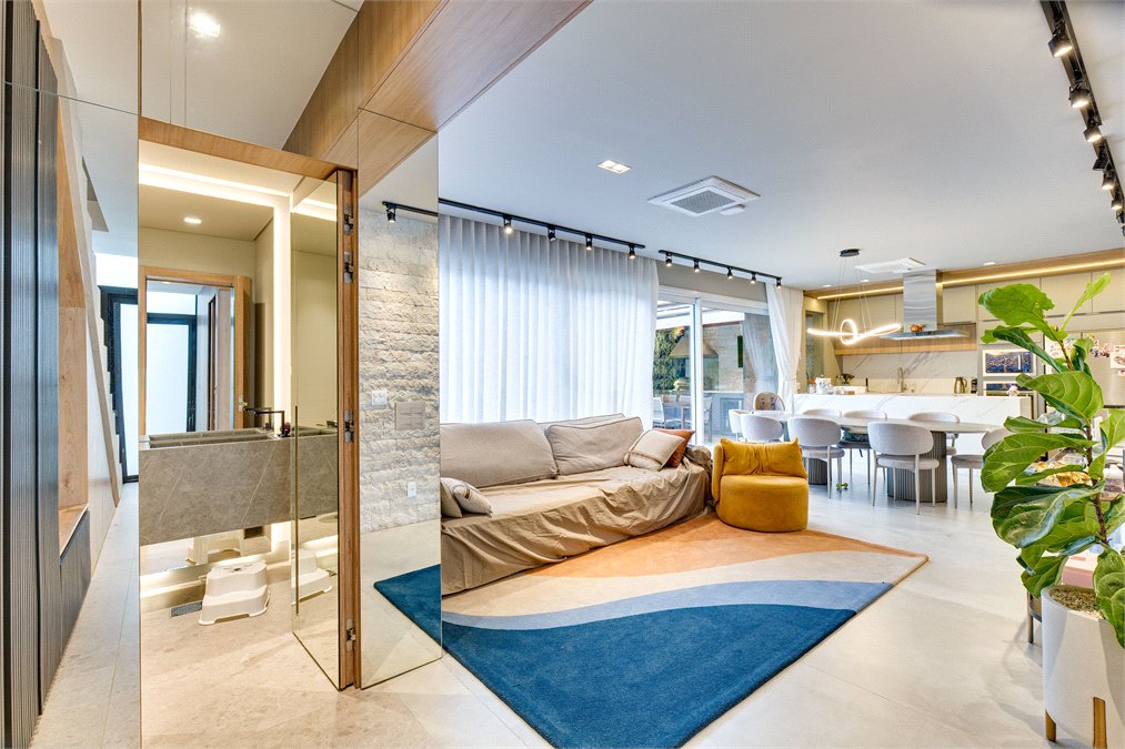 Casa à venda com 4 suítes no condomínio Jardim Flora, São Paulo - SP