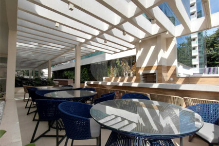 Apartamento à venda com 2 quartos, sendo 1 suíte, em Barra Funda, São Paulo, SP