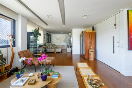 Apartamento à venda com 4 quartos, sendo 2 suítes,  em Jardim Panorama, São Paulo, SP