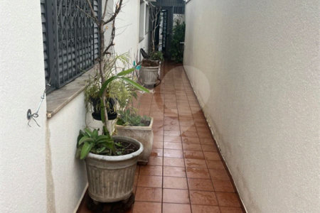 Casa à venda com 3 quartos, sendo 1 suíte,  em Chácara São João, São Carlos, SP