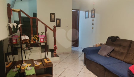 Casa à venda com 3 quartos em Jardim Cumbica, Guarulhos, SP