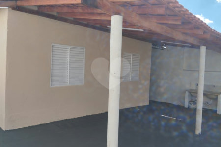 Casa à venda com 2 quartos em Jardim Roberto Selmi Dei, Araraquara, SP