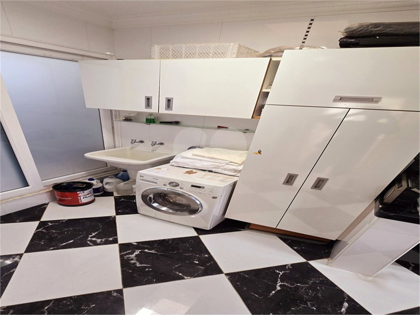 Casa à venda com 4 suítes no condomínio Jardim Residêncial da Villa Suiça, Indaiatuba - SP