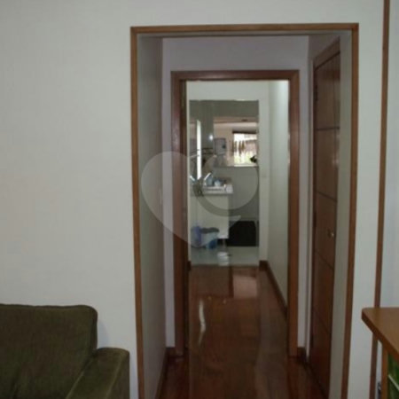 Sobrado à venda com 4 quartos, sendo 1 suíte, em Santa Teresinha, São Paulo, SP