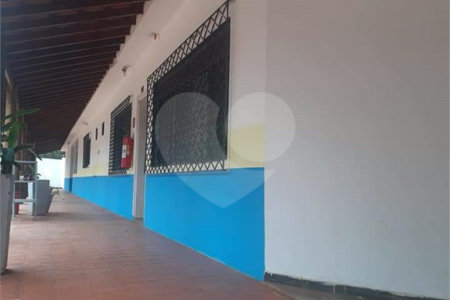 Chácara à venda com 15 suítes em Condomínio Satélite, Araraquara, SP