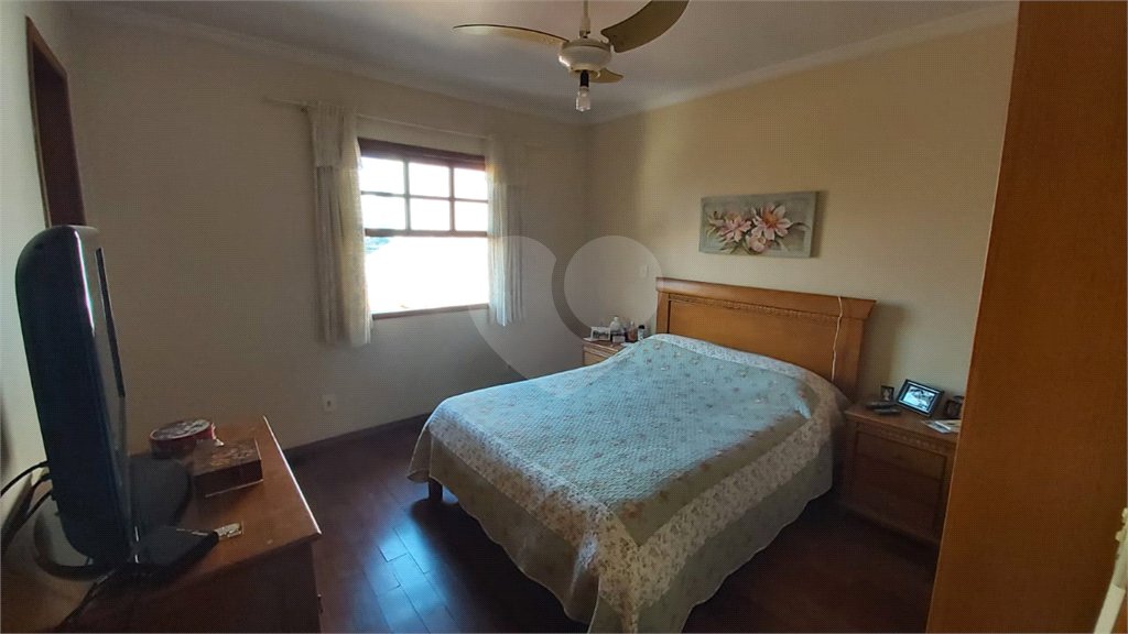 Sobrado à venda com 7 quartos, sendo 2 suítes, em Jardim Marajoara, São Paulo, SP