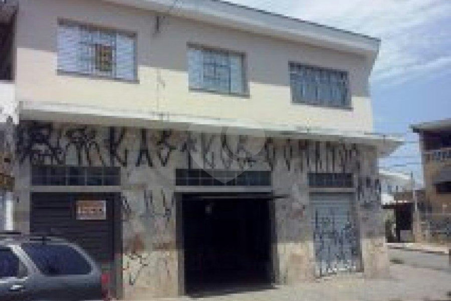 Casa à venda com 3 quartos, sendo 1 suíte,  em Parque Vitória, São Paulo, SP