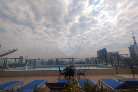 Apartamento à venda ou para alugar com 1 quarto em Cerqueira César, São Paulo, SP