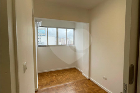 Apartamento à venda com 3 quartos em Vila Mariana, São Paulo, SP