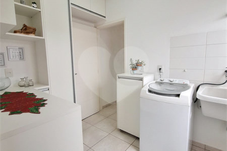 Casa à venda com 3 suítes no condomínio Residencial Villa Di Treviso, Vinhedo - SP