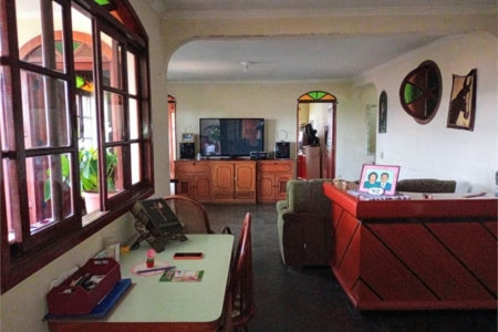 Casa à venda com 5 quartos, sendo 3 suítes, em Parque Arariba, São Paulo, SP
