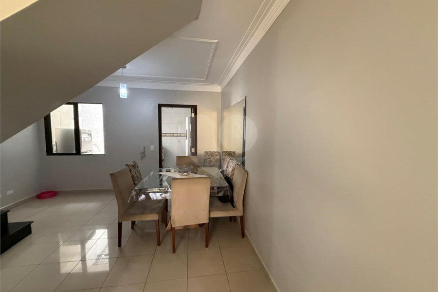 Casa à venda com 3 quartos, sendo 1 suíte, no condomínio Felipe, São Paulo - SP