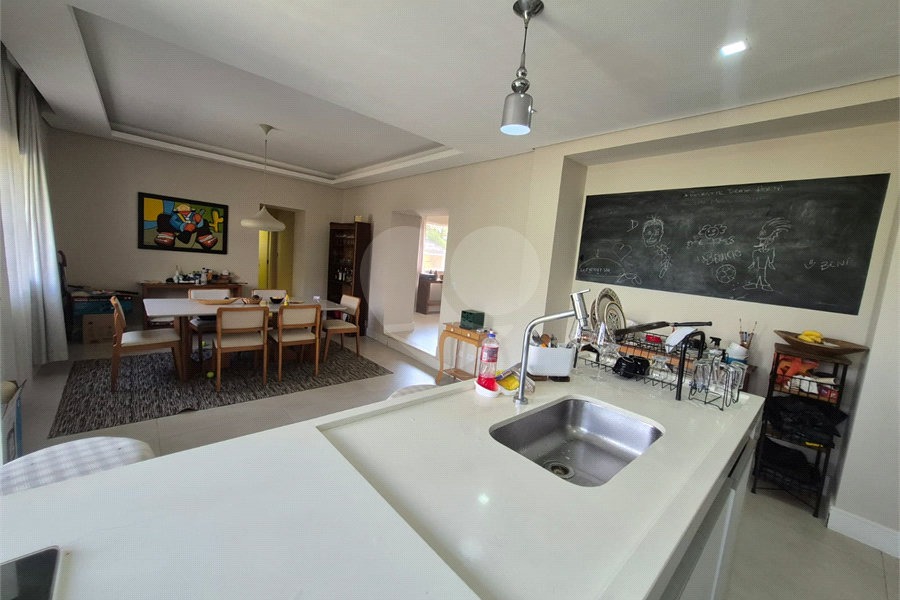 Casa Térrea à venda ou para alugar com 4 suítes em Jardim Paulista, Atibaia, SP