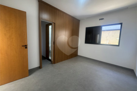 Casa à venda com 3 quartos, sendo 1 suíte, no condomínio Residencial Villagio Wanel, Sorocaba - SP