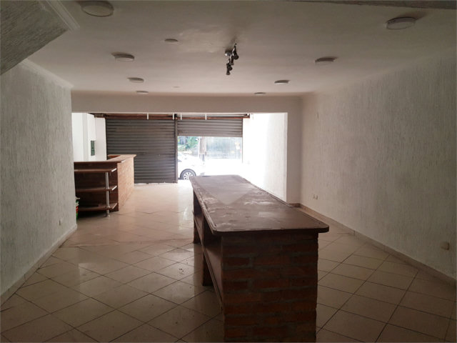 Sobrado à venda com 1 quarto em Granja Julieta, São Paulo, SP