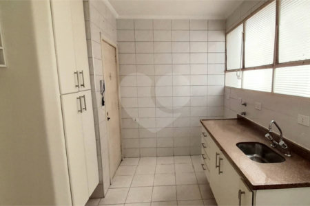 Apartamento à venda com 2 quartos em Cerqueira César, São Paulo, SP