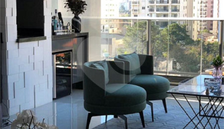 Apartamento à venda com 2 suítes em Cidade Monções, São Paulo, SP