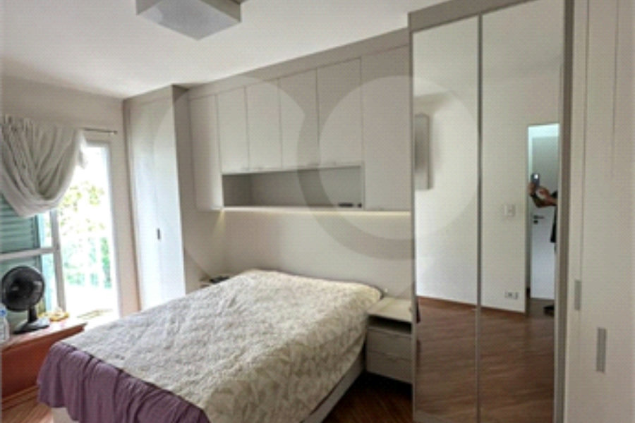 Casa à venda com 3 quartos, sendo 1 suíte,  no condomínio Forest Hills, Guarulhos - SP
