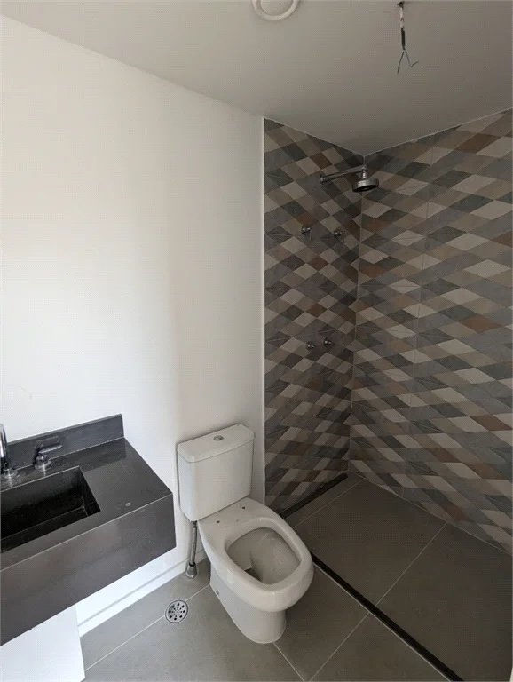 Apartamento à venda com 3 quartos, sendo 2 suítes, em Jardim das Acácias, São Paulo, SP