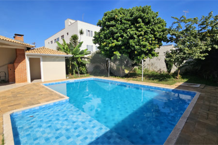 Sobrado à venda com 3 quartos, sendo 2 suítes, em Jardim Rossignatti, Indaiatuba, SP