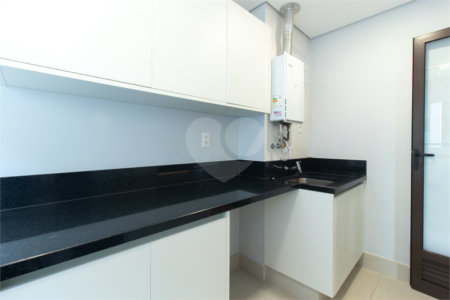 Apartamento à venda com 3 suítes em Brooklin, São Paulo, SP
