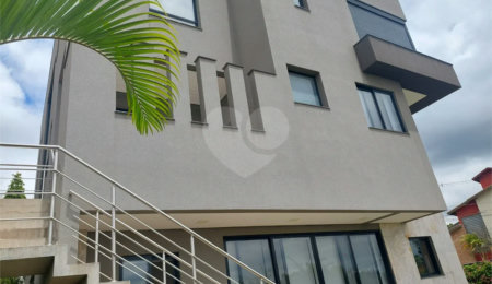 Casa à venda com 3 quartos, sendo 2 suítes,  no condomínio Ibiaram 1, Itupeva - SP