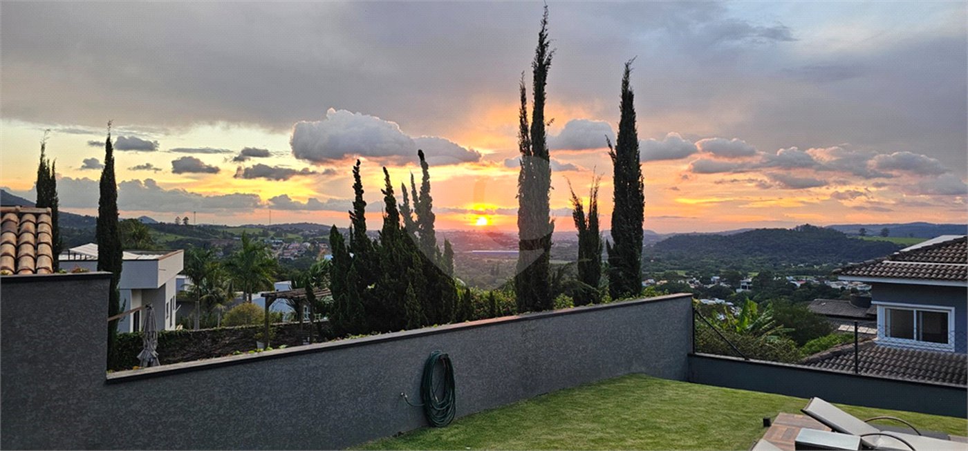 Casa à venda com 4 suítes no condomínio Porto Atibaia, Atibaia - SP