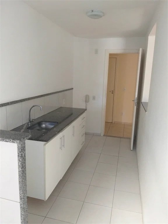 Apartamento à venda com 2 quartos em Vila Suzana, São Paulo, SP