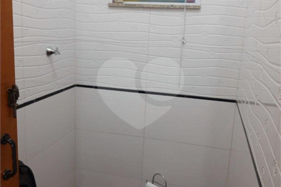 Casa à venda com 3 quartos, sendo 1 suíte, em Horto, São Paulo, SP