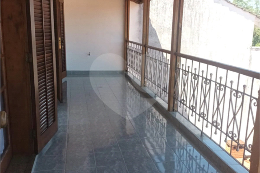 Sobrado à venda com 4 quartos, sendo 1 suíte, em Tremembé, São Paulo, SP