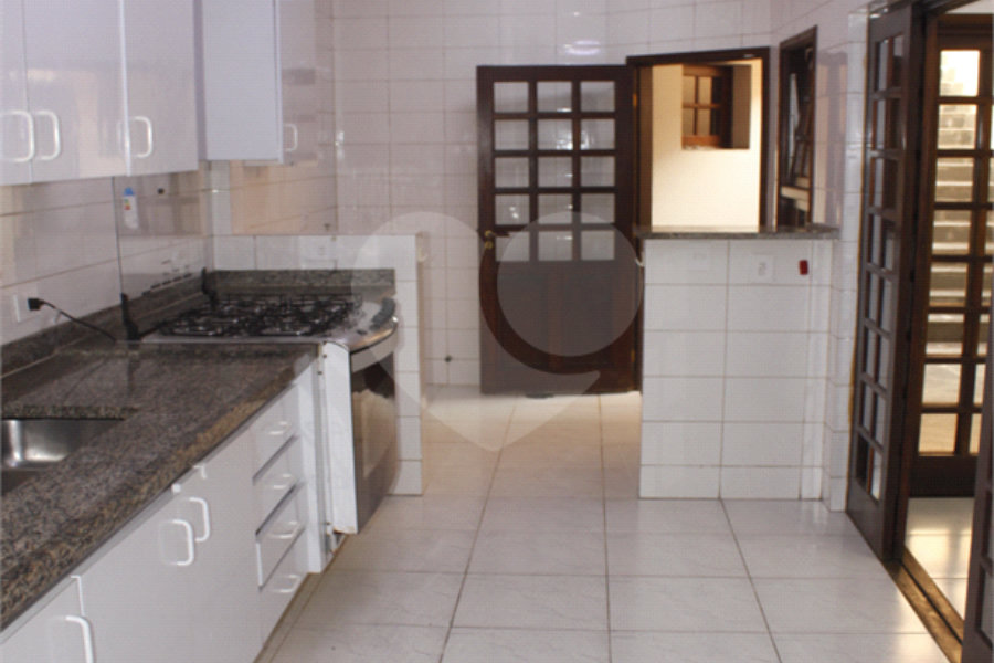 Sobrado à venda com 4 suítes em Vila Mariana, São Paulo, SP