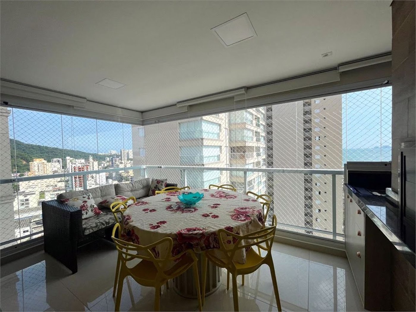 Apartamento Residencial à venda, Loteamento João Batista Julião, Guarujá - AP0662.